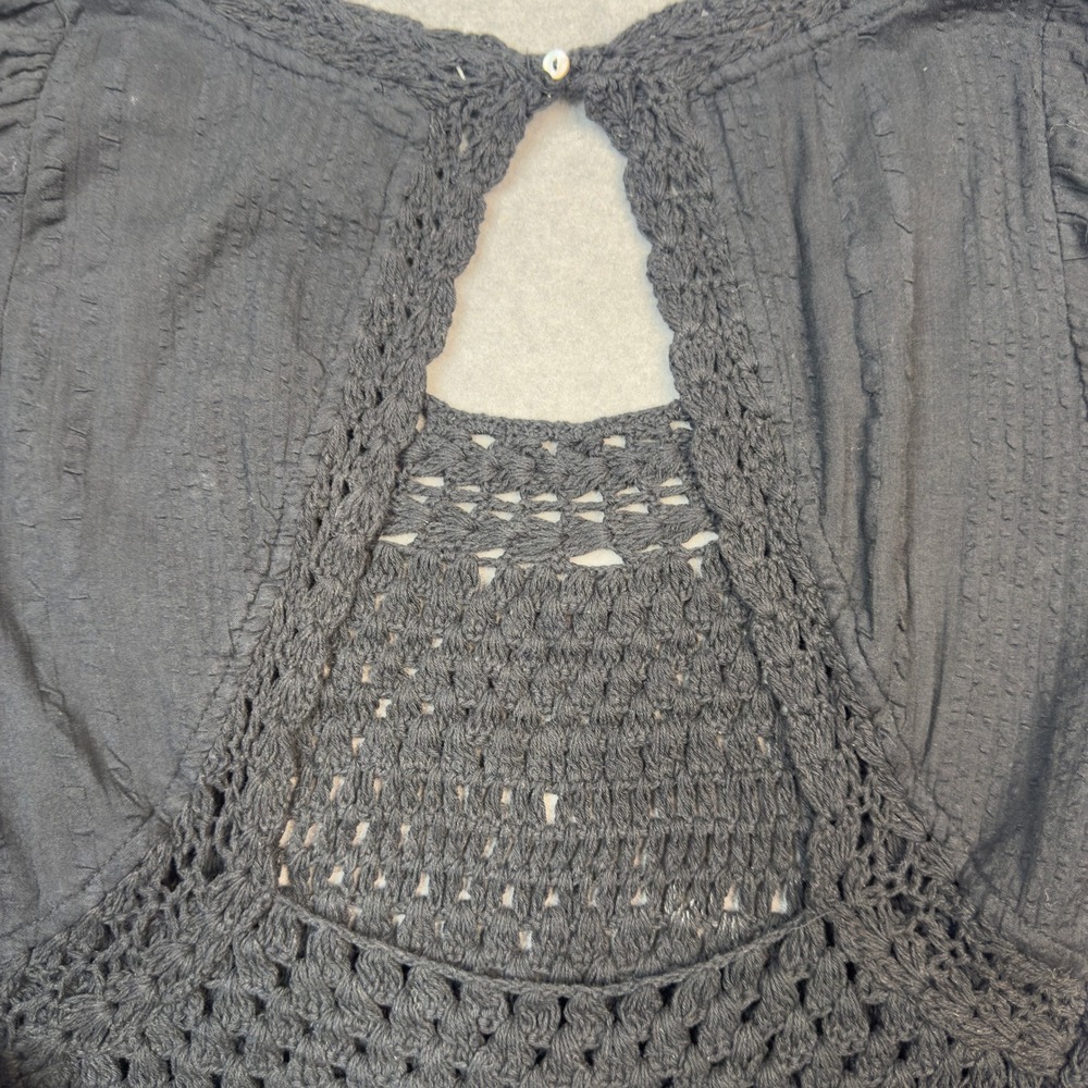 Free People Black Crochet Knit Long Sleeve Boho Crop Top Open Back Small - Picture 4 of 12